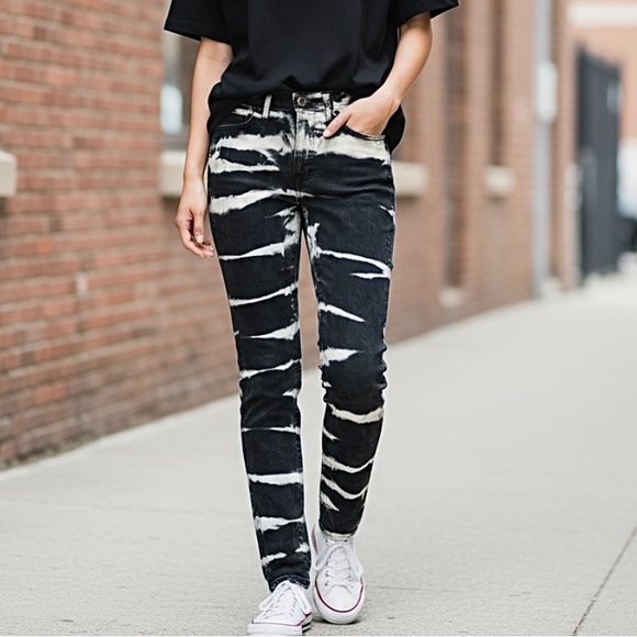 Madewell Denim - Madewell Black High Rise Trendy Grunge Skinny Jeans White Stripe Pattern Size 26
